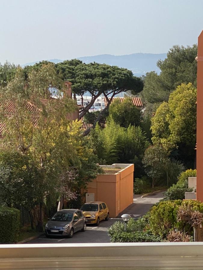 Appart. F2 Apercu Port De Santa Lucia St Raphael Сен-Рафаель Екстер'єр фото